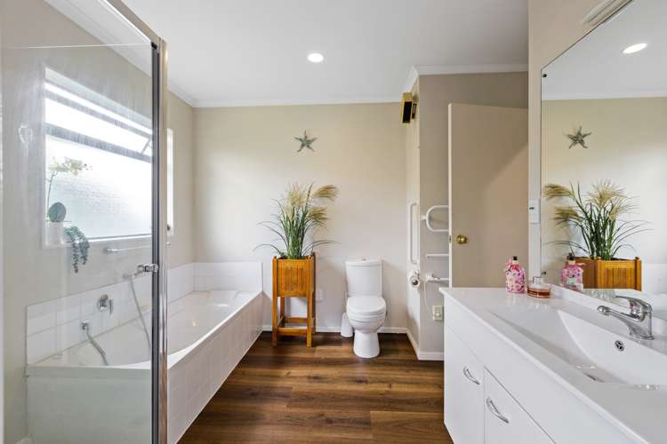 23 Dan Tori Place Orewa_15