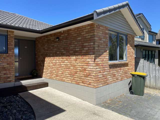 Modern 2 bedroom unit