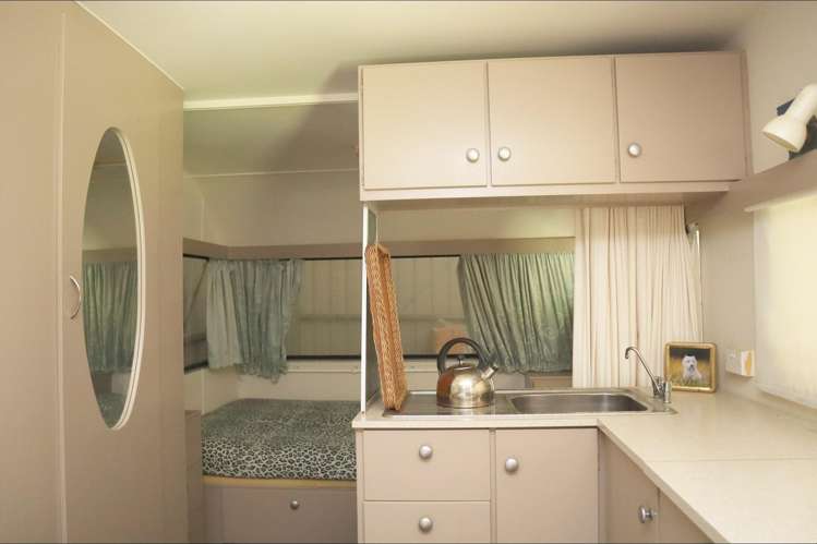 172 Clifton Road Kaiata_26
