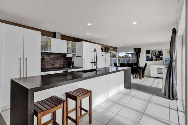 51B Dixon Avenue Hawera_1