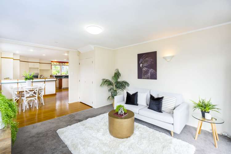 1 Deller Grove Silverstream_6