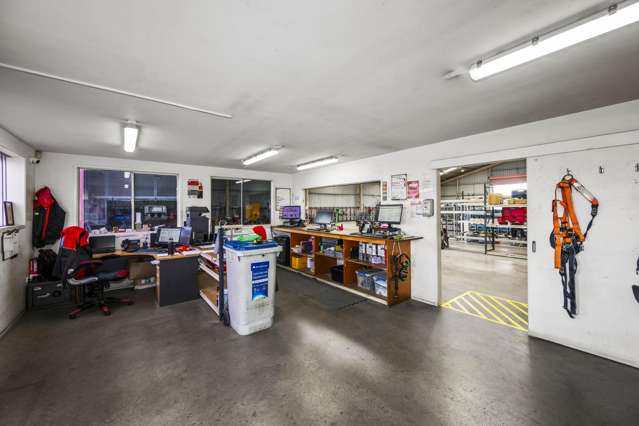 198 Manukau Road Pukekohe_4