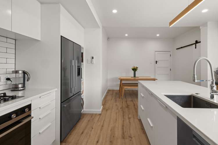 915 Lawrence Street Akina_7