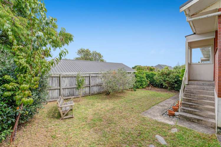 18B Brian Crescent Stanmore Bay_14