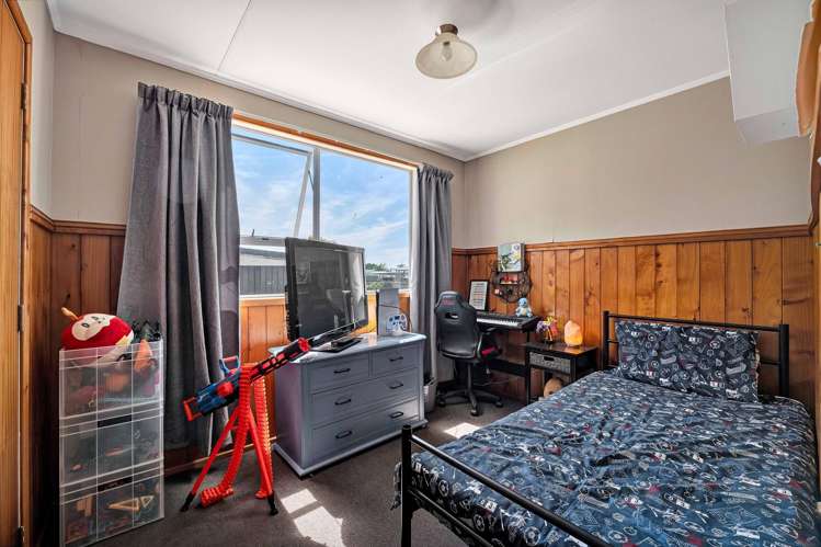 162 Brecon Road Stratford_11