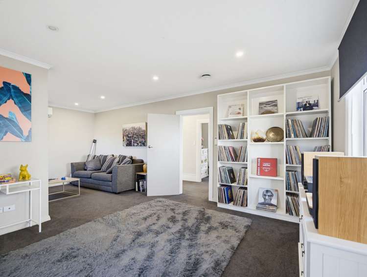 5 Hargest Crescent Saint Kilda_4