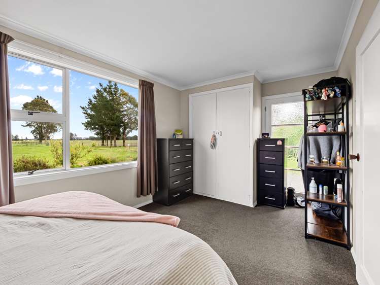 202 Fords Road Willowby_17