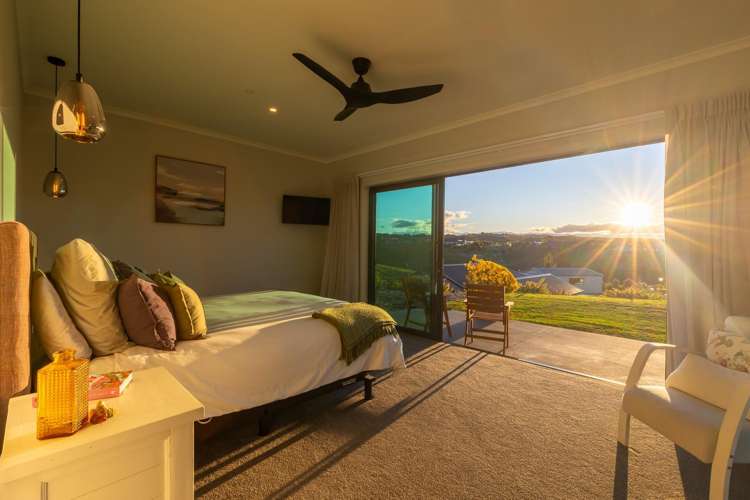 73 Galeo Road Redwood Valley_16