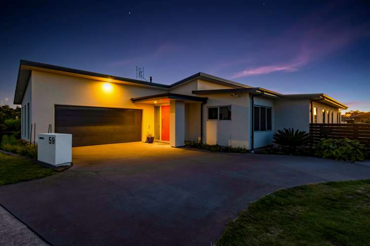 59 Links Drive Waiwhakaiho_26