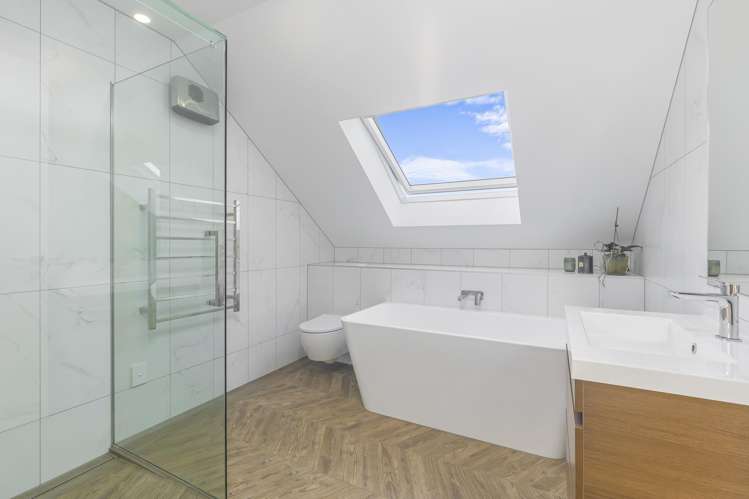 16 Long Road Waitakere_21