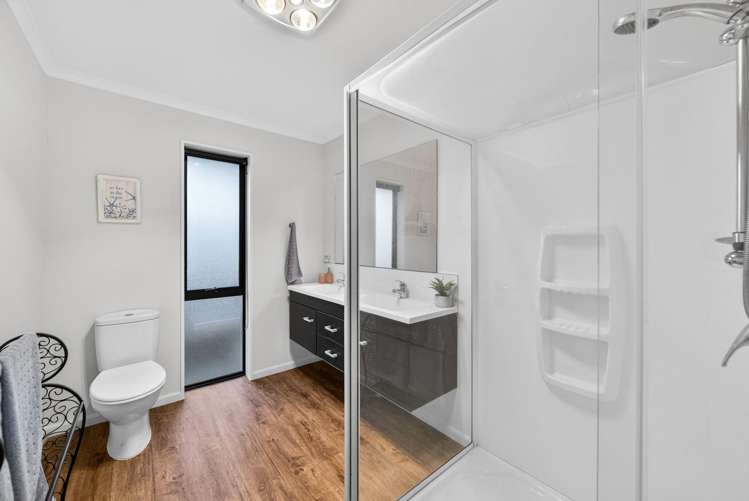 21 Bernice Crescent Yaldhurst_19