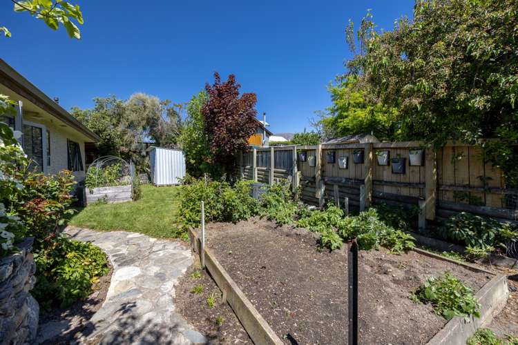 116a Mount Iron Drive Wanaka_21