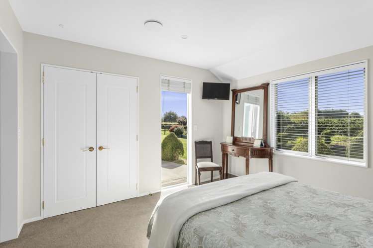 397 Grasslands Drive Cambridge_14