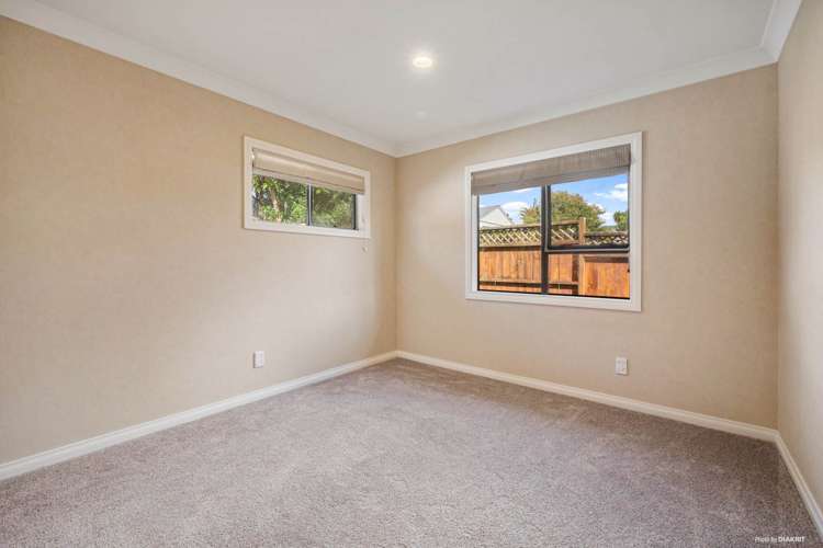 2 Harding Avenue Te Atatu South_9