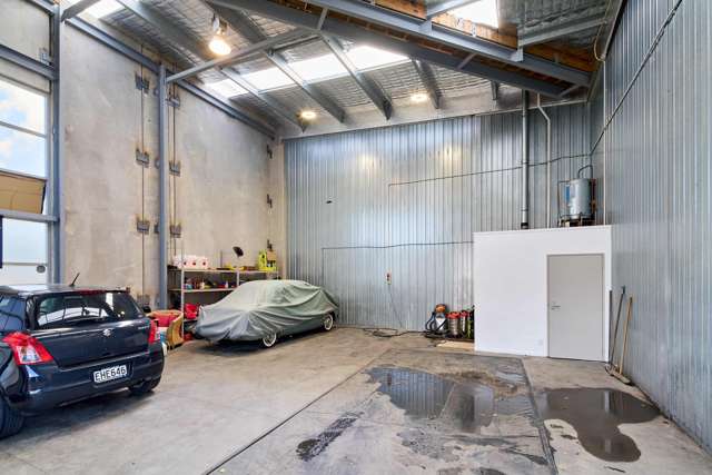 Unit 9, 50 Gracefield Road Gracefield_2