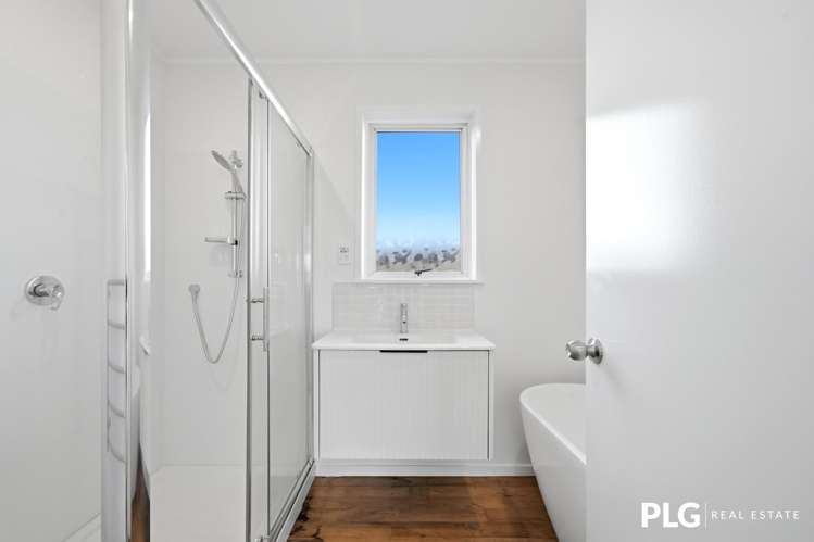 12 Farnborough Crescent Mangere_9