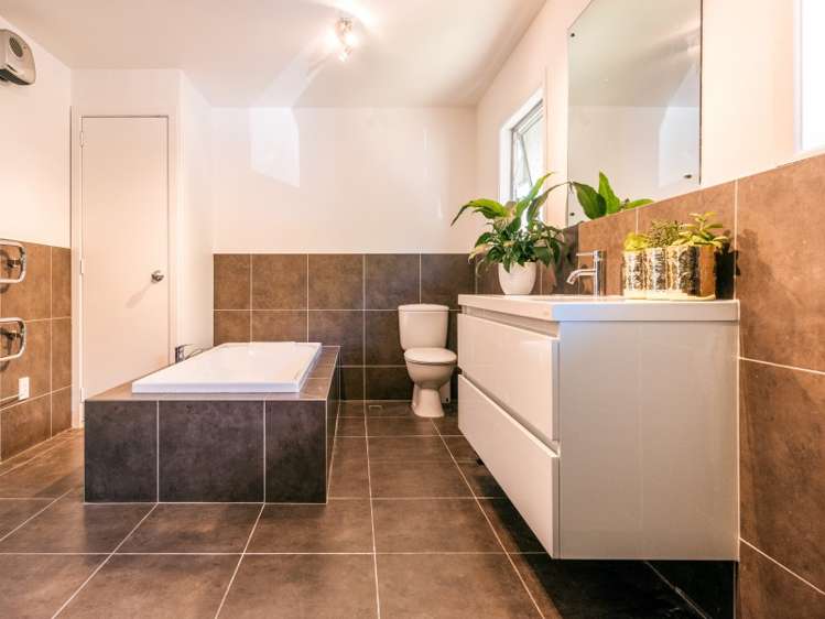 19 Jellicoe Parade Surfdale_7