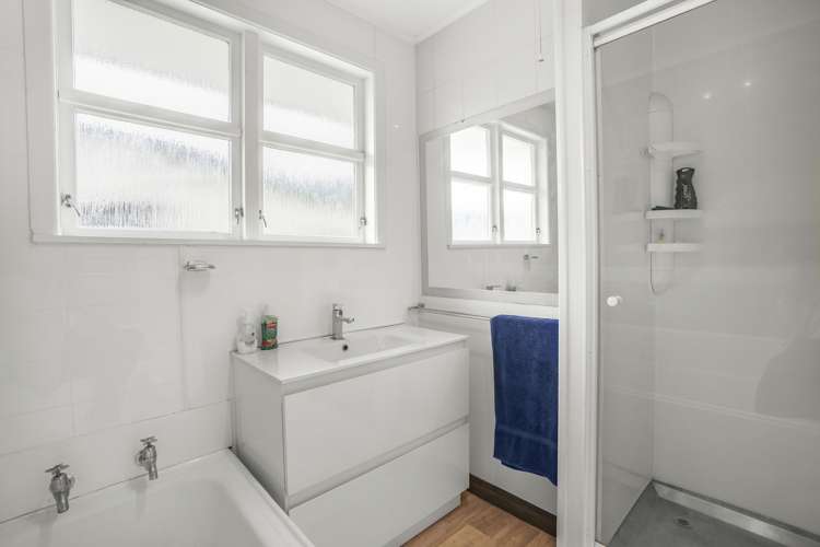 11 Dewsbury Grove Wainuiomata_12