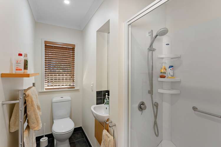 16 Ara Kuaka Waikanae Beach_17