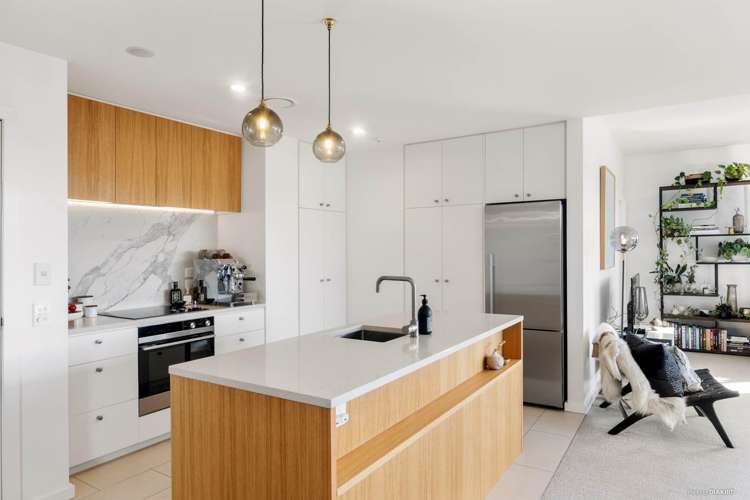 401/30 Enfield Street Mount Eden_8