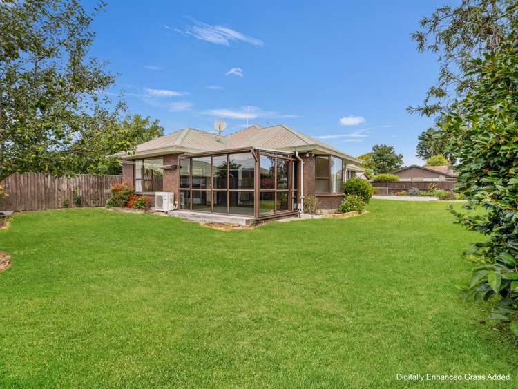 8 Peebles Drive Hornby_18