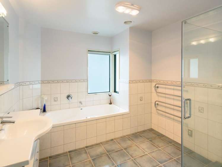 12 Bunker Way Strathmore Park_16