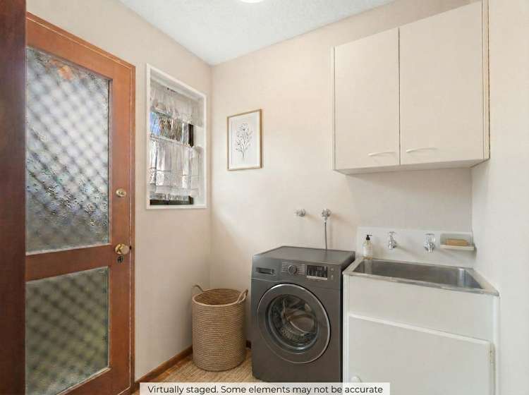 8 Peebles Drive Hornby_11