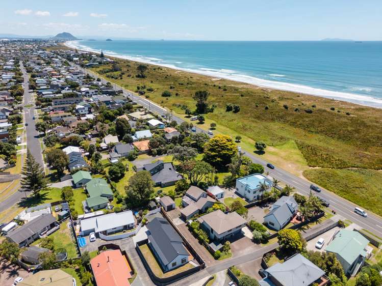 338 Papamoa Beach Road_1