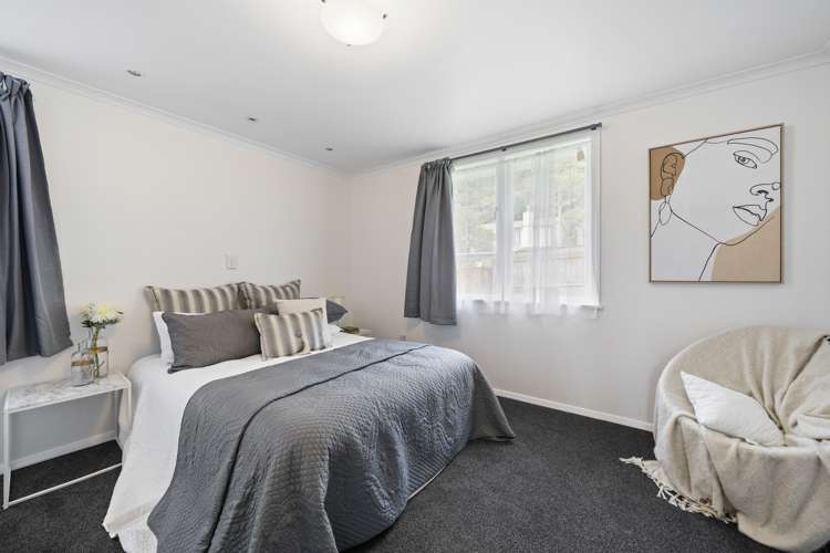 8 Logie Street Stokes Valley_15