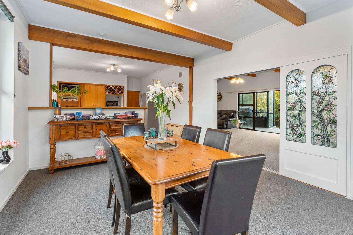 22 Dukes Road North_3