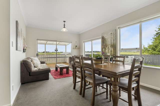178 Waikawa Beach Road Manakau_4