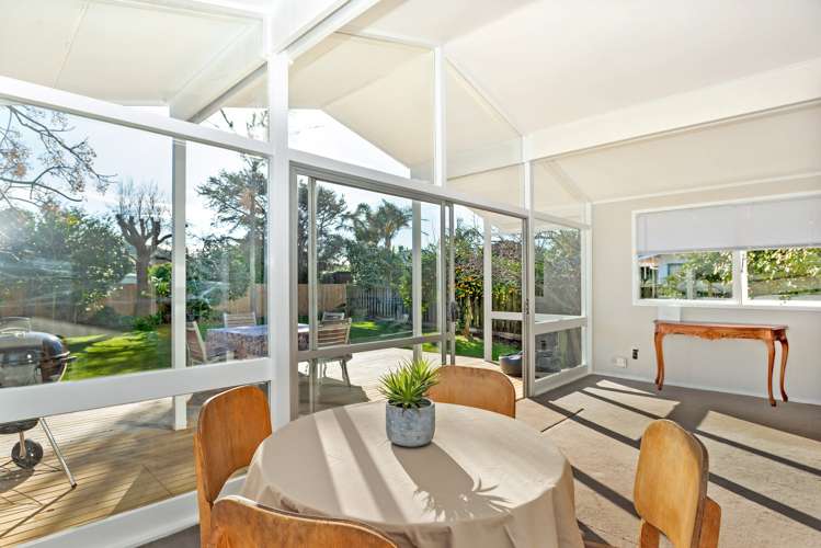 19 Lloyd George Road Wainui_10