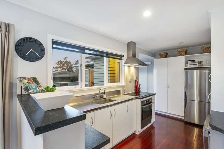 1/51 Lancaster Road Beach Haven_4