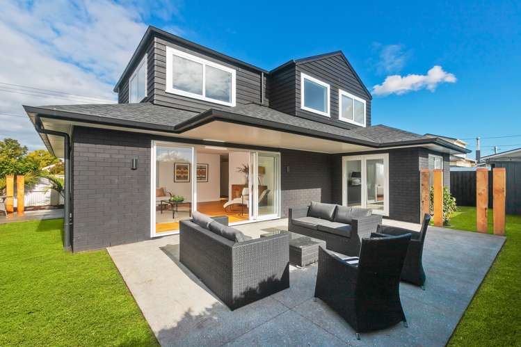 18 Tui Street Point Chevalier_0