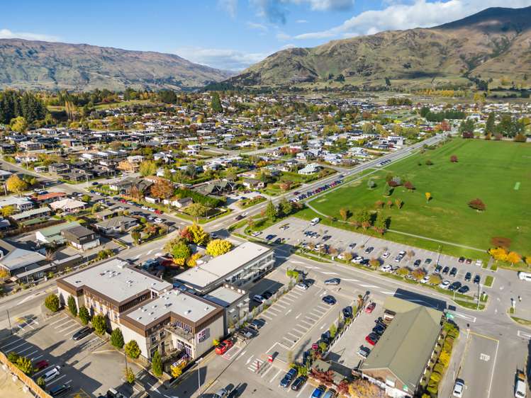 28 Dungarvon Street Wanaka_23
