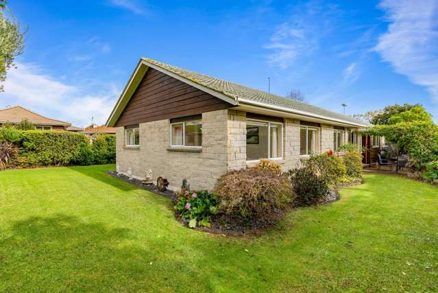 41 Headcorn Place Botany Downs_2