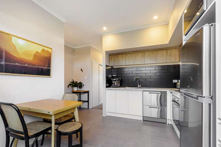 32 Kauri Amber Road Westgate_8