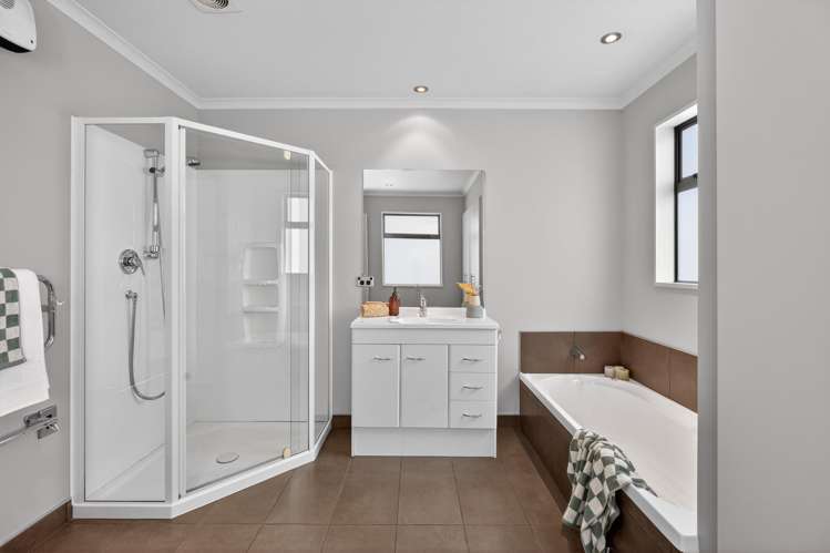 41 Rob Roy Lane Wanaka_11