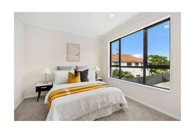 11E Norman Lesser Drive St Johns_6