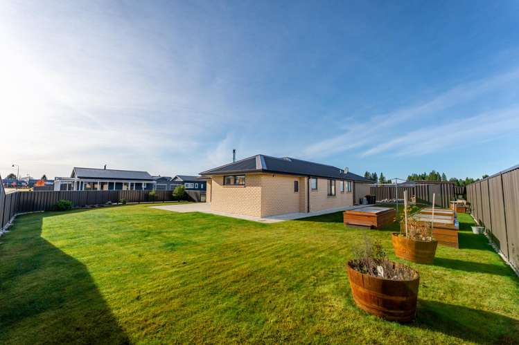 17 Glenfield Avenue Twizel_25