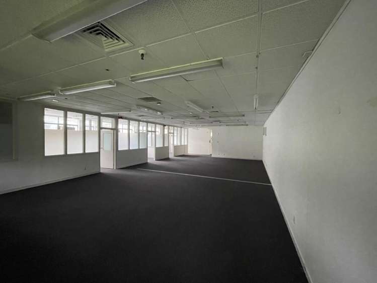 4A Portage Road New Lynn_10