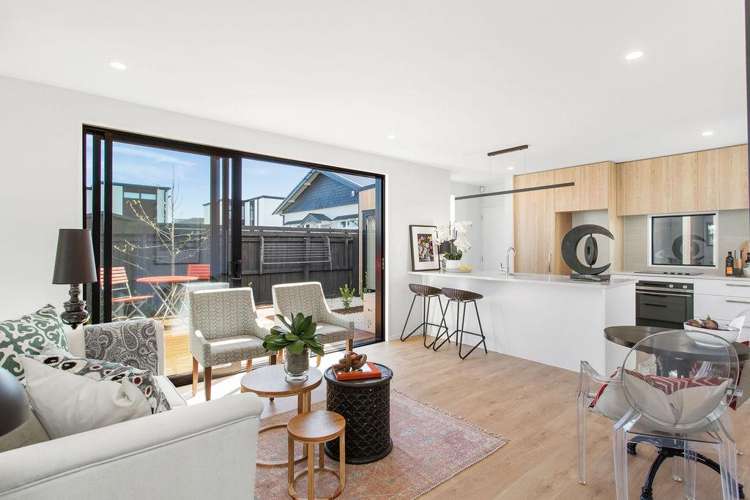 1/125 Canon Street Edgeware_6