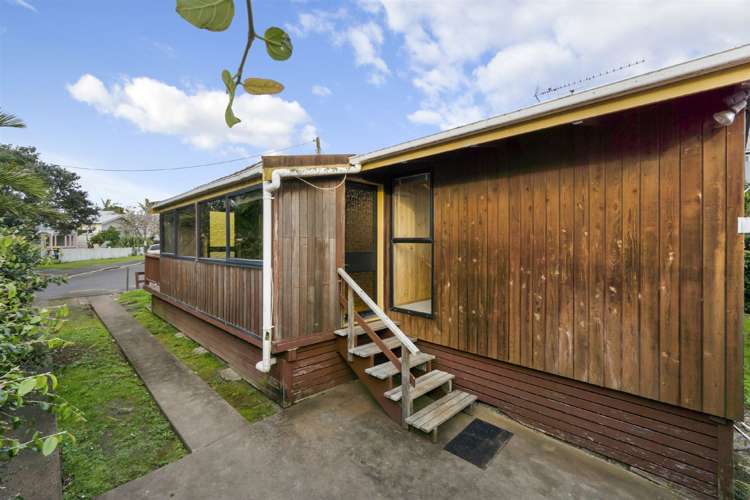 11 Sinclair Street Devonport_2