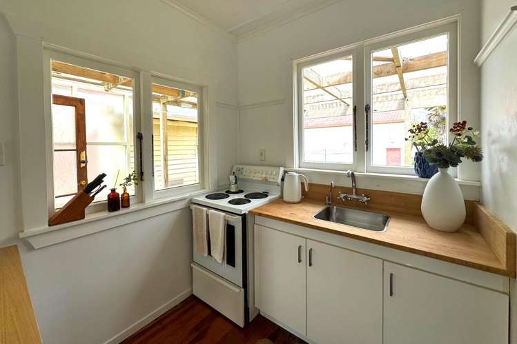 1059 Pouewe Street Kawhia_1