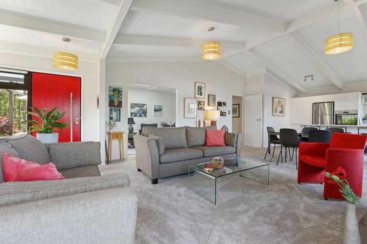 2/14 Mere Road Taupo_13