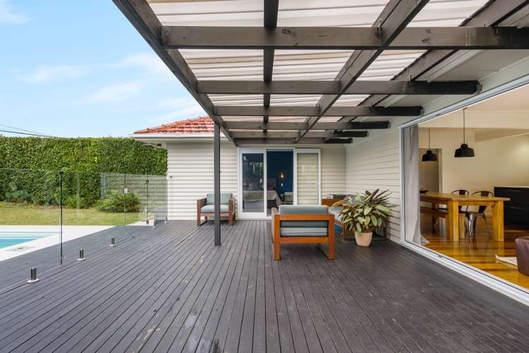 6 Helga Crescent Te Atatu Peninsula_5