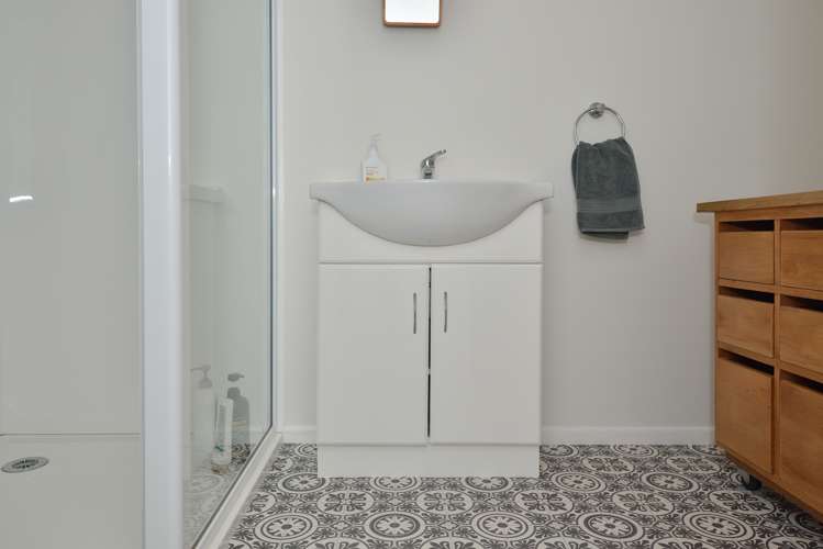 15b Ratau Street Mahia_10