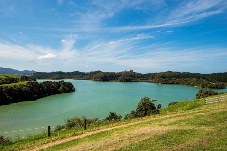9 Whangaruru Wharf Road Whangaruru_23
