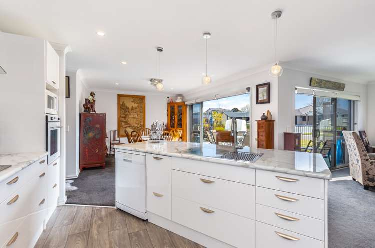 17 Huka Heights Drive Rangatira Park_8