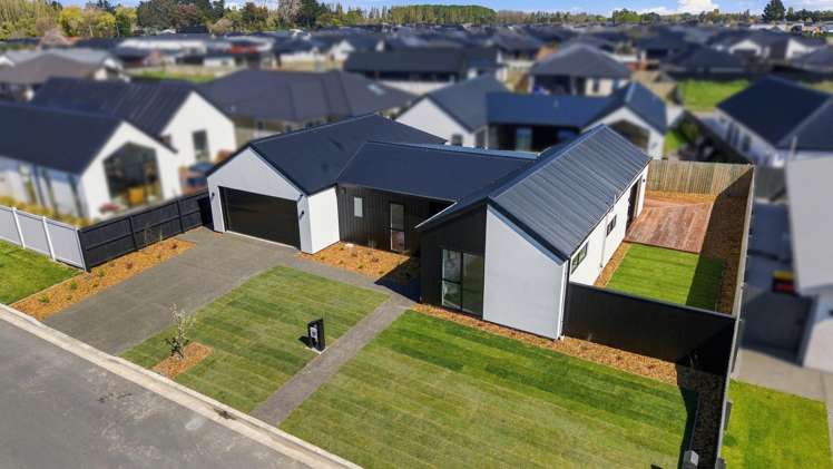 10 Dan Street Marshland_24